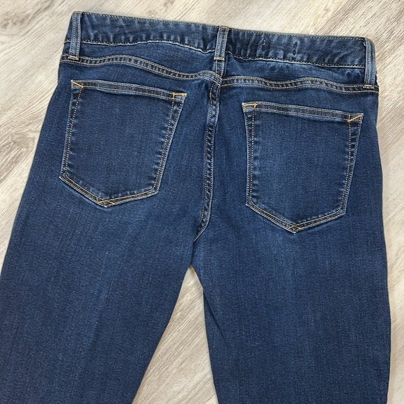 GAP Low Rise Curvy Bootcut Classic Dark Blue Wash Denim Jeans / Women’s Size 27L - Picture 6 of 8